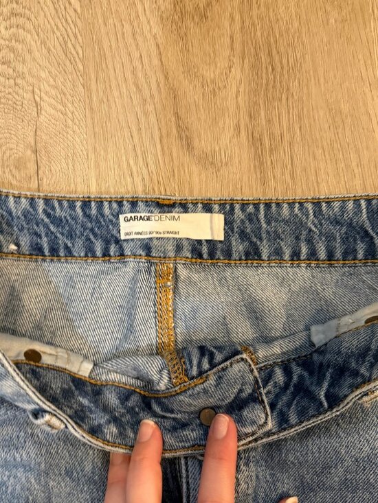 Garage 90s Straight Distressed Cropped Jeans Size 9 - Picture 6 of 7